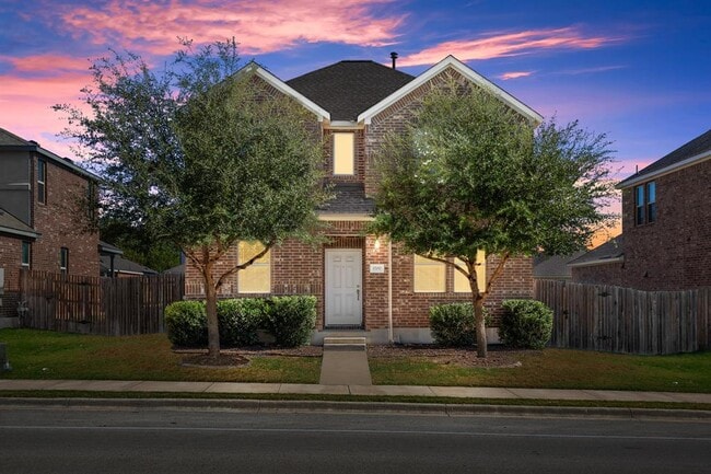 Building Photo - 1700 W Broade St