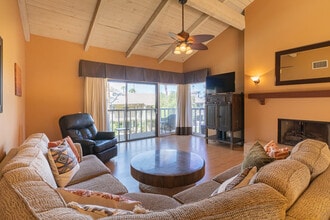 Building Photo - 46631 Arapahoe Cir