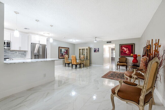 Building Photo - 14709 Canalview Dr