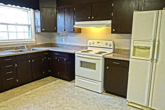 Foto del edificio - 732 W Arbor Dr NW