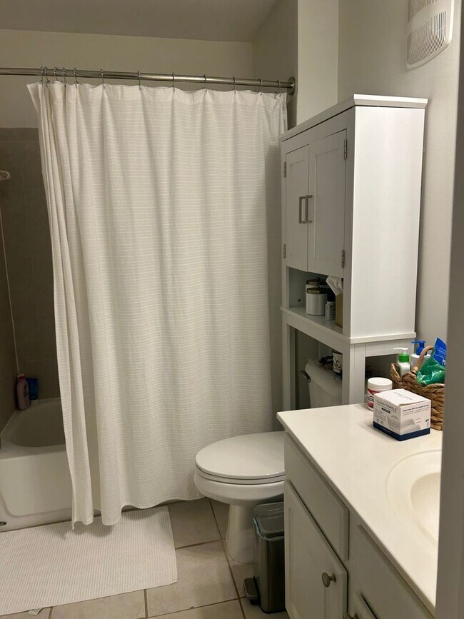 Foto del edificio - 01-102 Ball