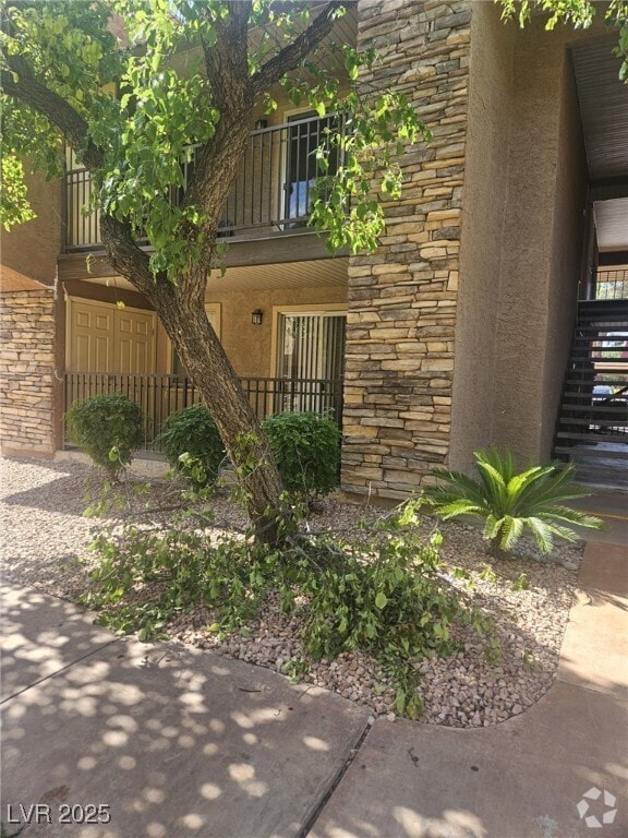 Building Photo - 5060 Indian River Dr