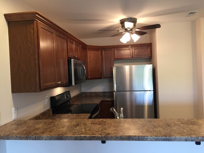 Cocina - 1902 Wrigley St