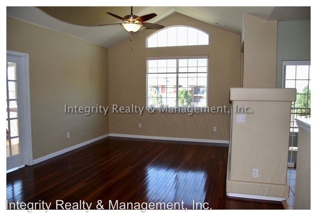 Foto del edificio - 22500 E Ontario Dr