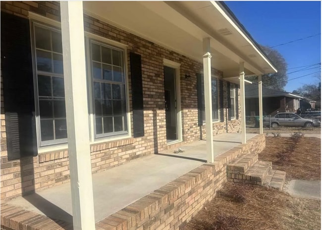 Building Photo - 405 E Suena Dr