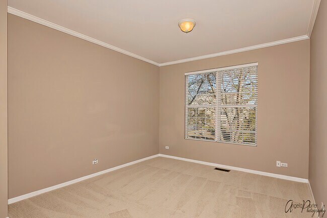 Foto del edificio - 743 Cherry Creek Dr