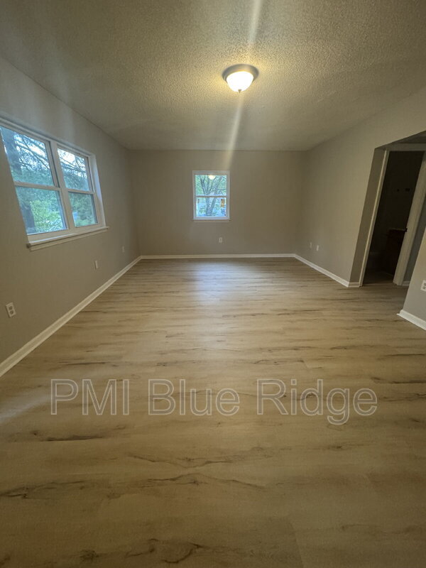 Primary Photo - 2020 Somerset Dr