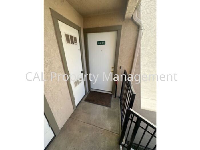 Foto principal - Amazing 2-bedroom and 2-bath condo!