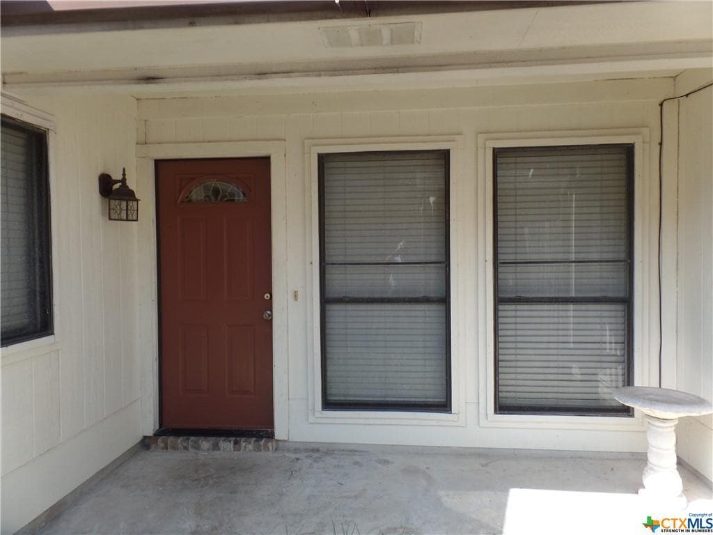 Primary Photo - 106 Waterford Dr