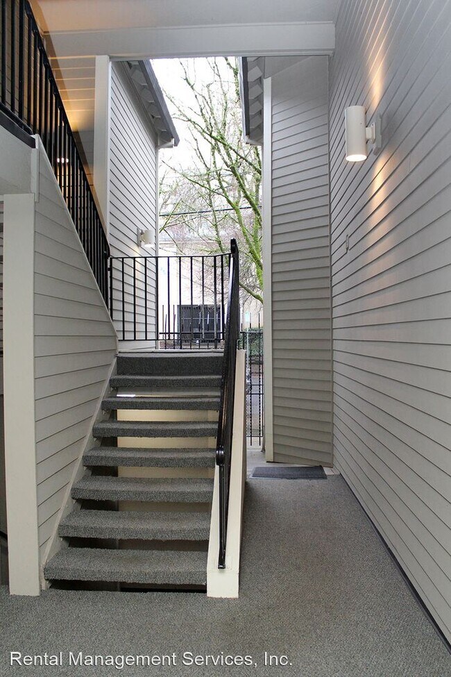 Building Photo - 2 br, 2 bath House - 3812 S Kelly Ave #10