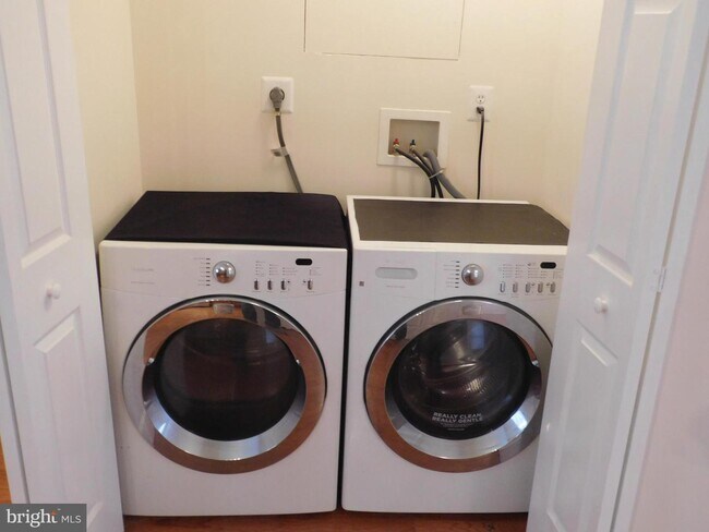 Foto del edificio - 1439 Shippen Ln SE