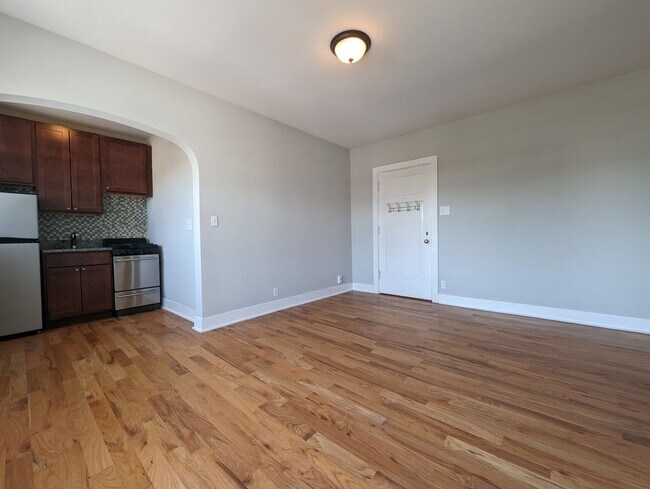 Foto del edificio - 4614 N Paulina St