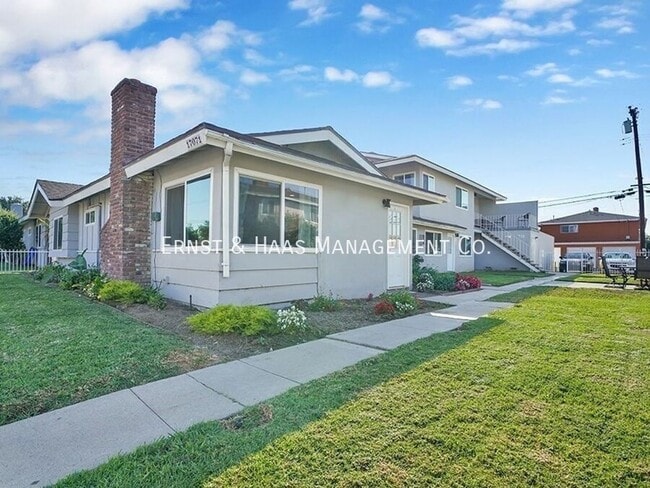 Photo - 17071 Oak Ln.-#A Apartment