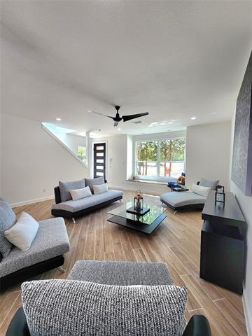 Foto del edificio - 1629 Cleaver Rd