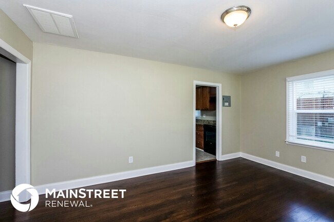 Foto del edificio - 4200 Rochelle Ln