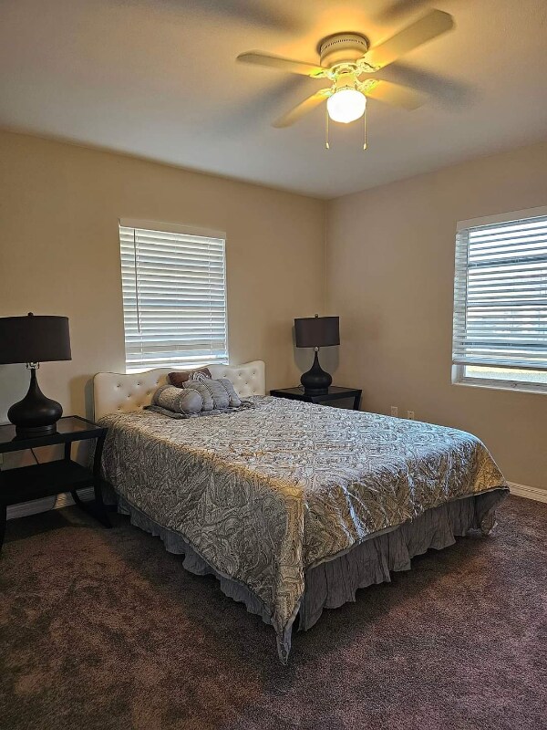 Foto del edificio - 2117 Ivey Ln