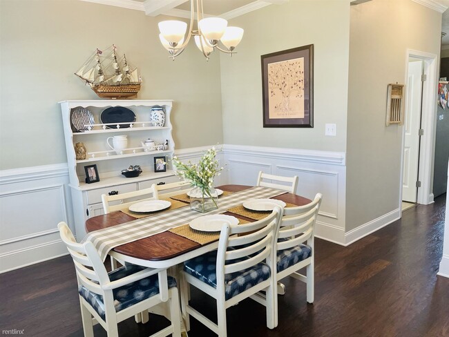 Foto del edificio - 4 br, 2.5 bath House - 321 Cornhill Road