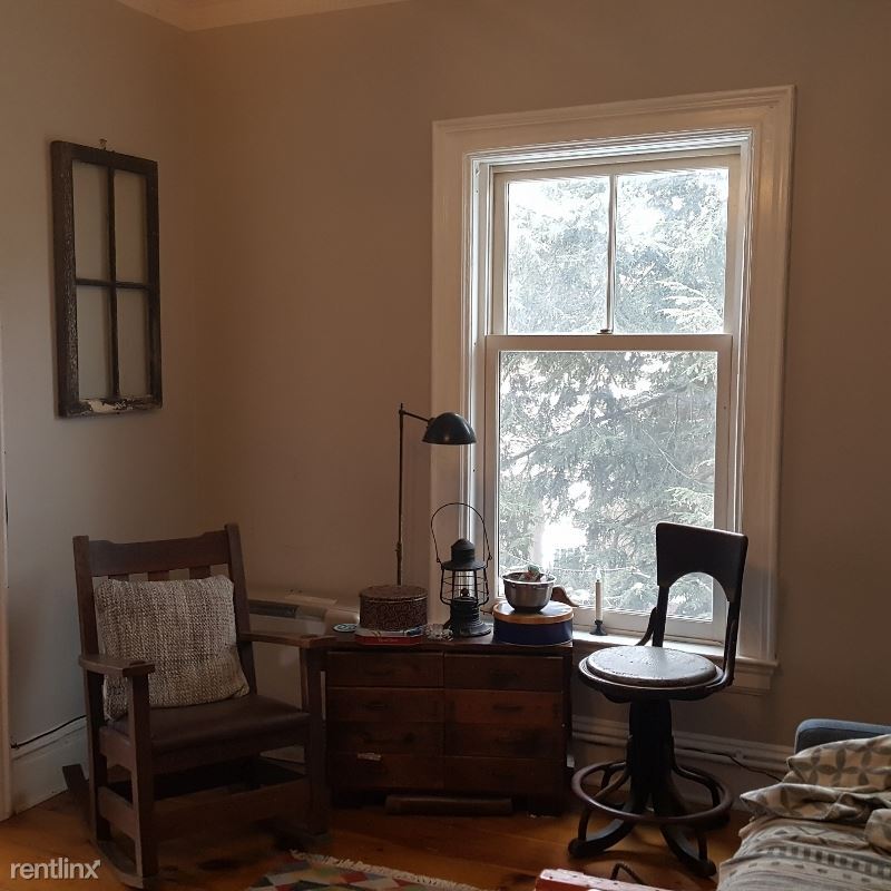 326 S Union St, Burlington, VT 05401 Room for Rent in Burlington, VT