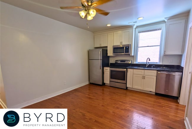 Photo - 309 N Adams St Apartment