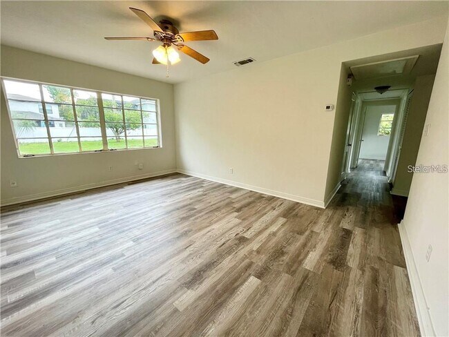 Foto del edificio - 9 W Rosevear St