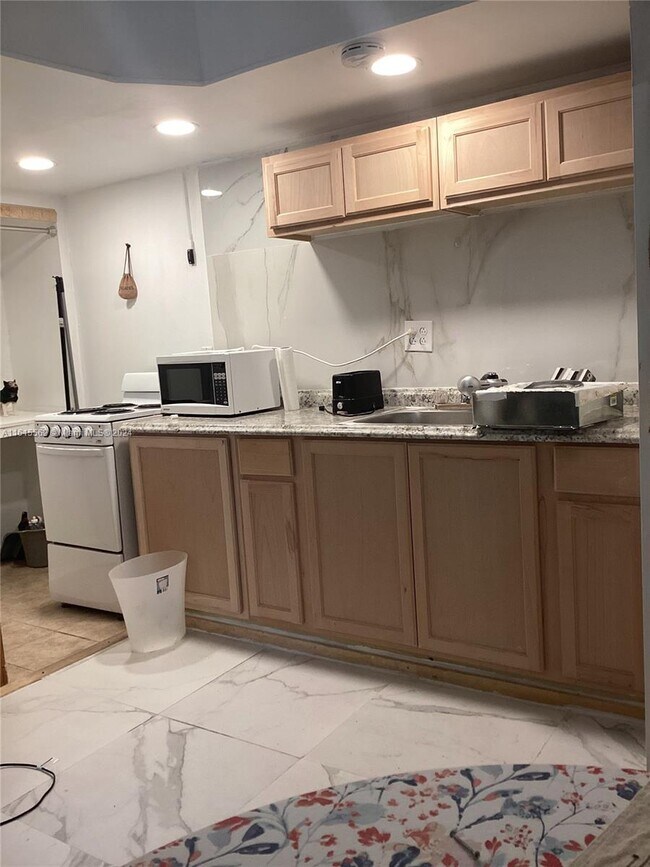 Foto del edificio - 312 N 28th Ave