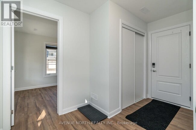 Building Photo - 258 Elsie MacGill Walk