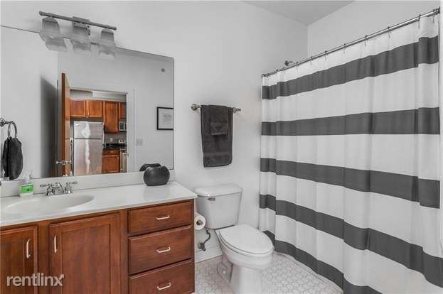 Building Photo - 233 E St Joseph St