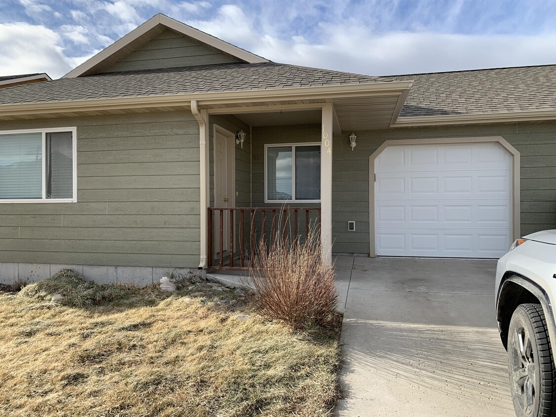 1004 Skyview Trail, Livingston, MT 59047 House Rental in Livingston