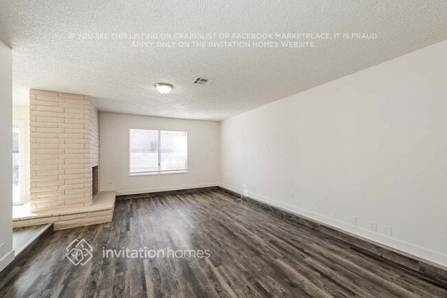 Foto del edificio - 888 Scarlet Ave