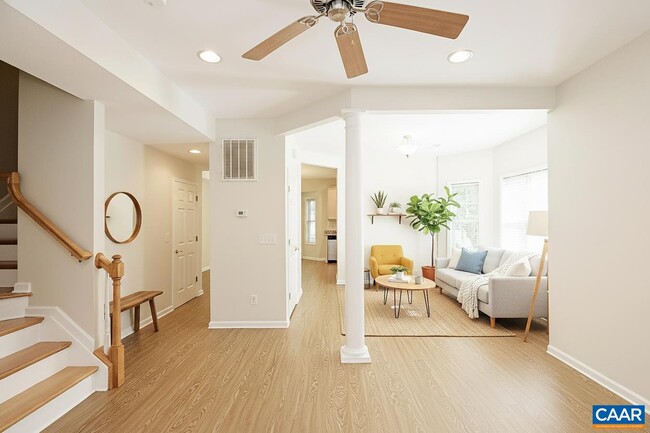 Foto del edificio - 164 Old Fifth Cir