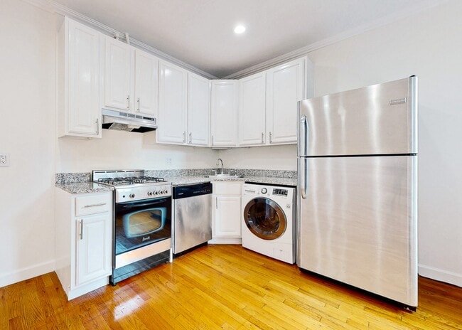 Building Photo - West 147th Street
