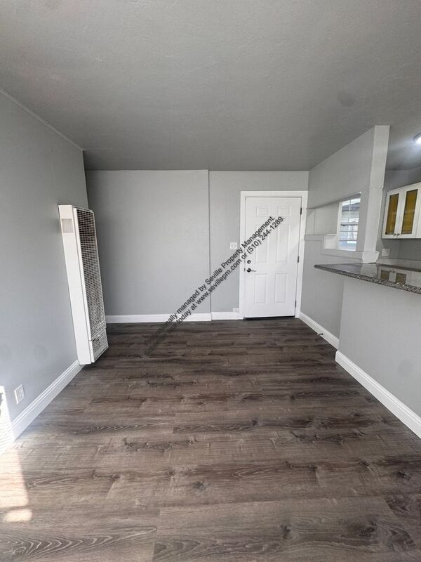 Building Photo - 8656 MacArthur Blvd