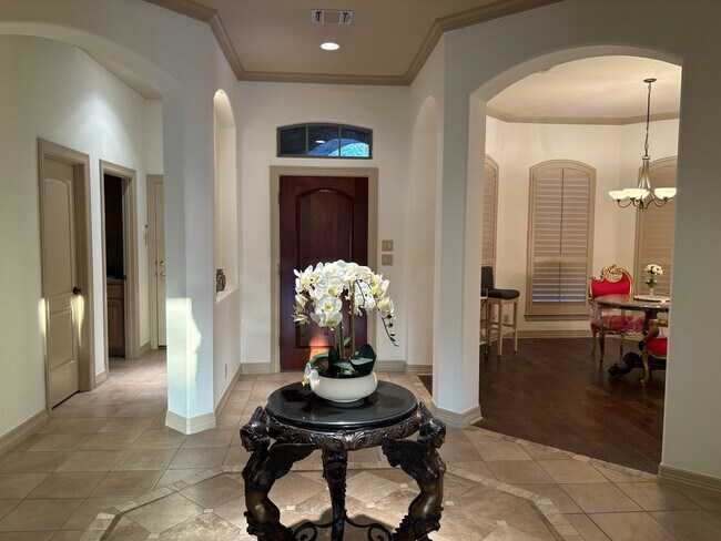 Foto del edificio - 131 Westcourt Ln