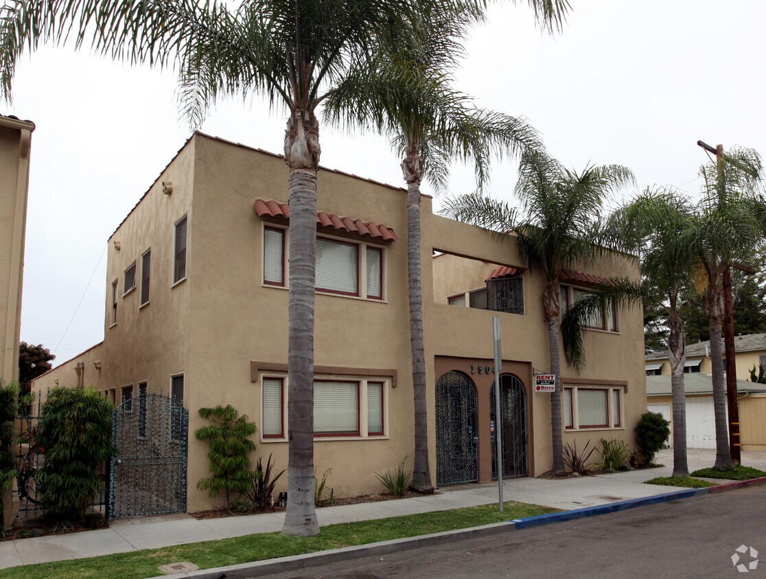 Foto principal - 1904 E Bermuda St