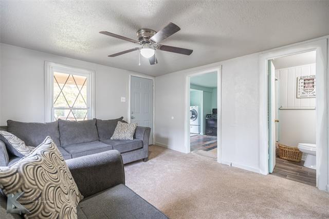 Foto del edificio - 818 Ballinger St