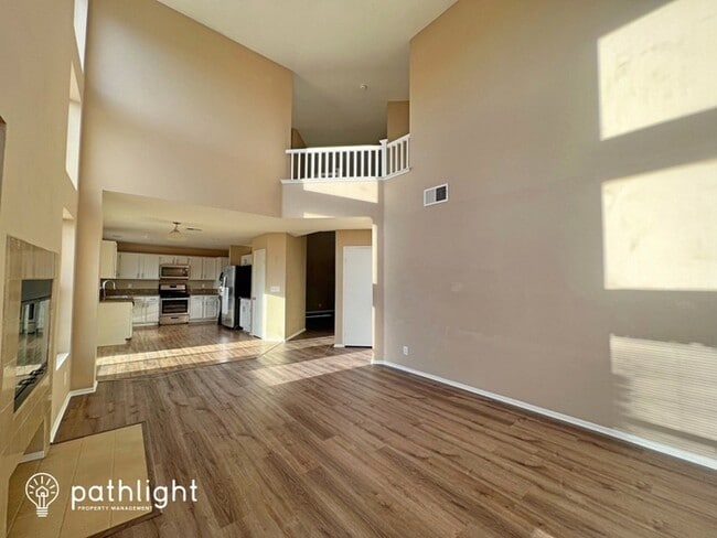 Building Photo - 44313 63rd St W, Lancaster, CA, 93536