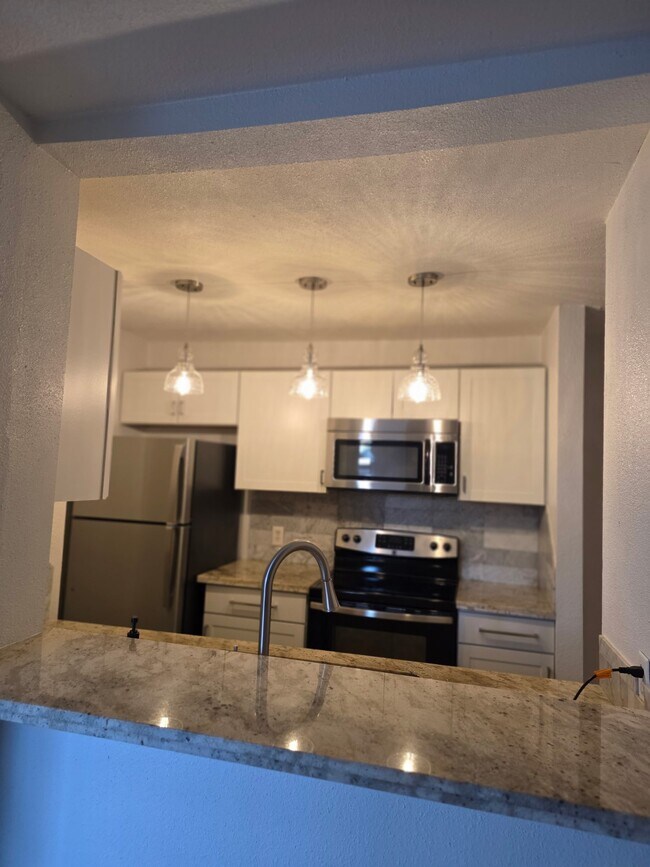 Building Photo - 2601 S Braeswood Blvd