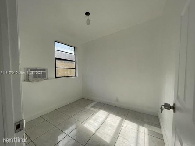Building Photo - 2 br, 1 bath House - 2957 SW 36th Ct  1 Bath