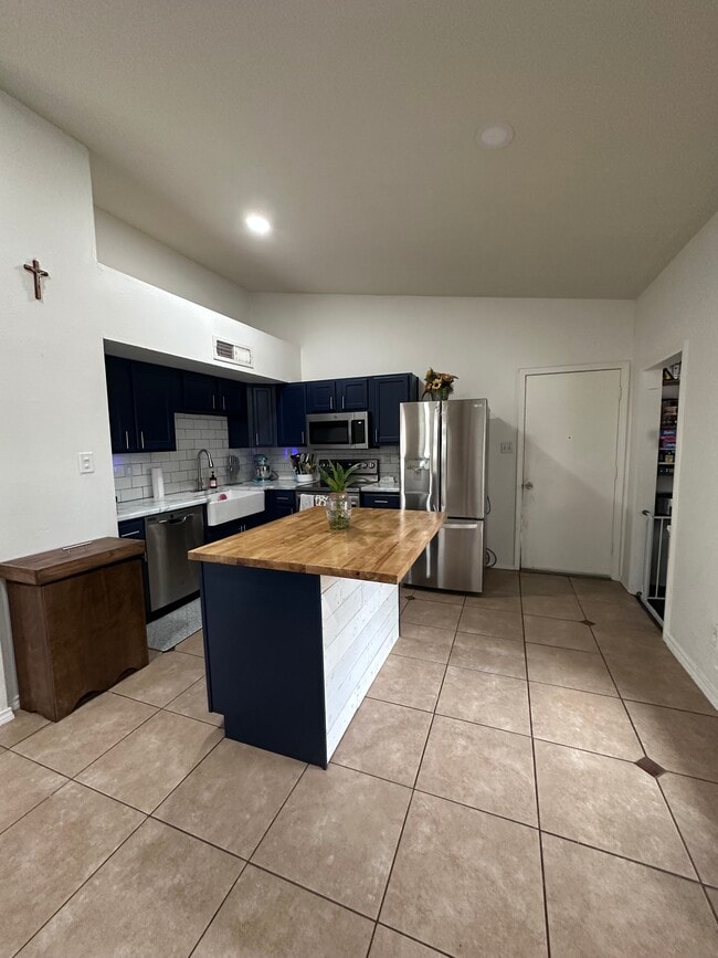 Foto del edificio - 6916 Elliot Ct