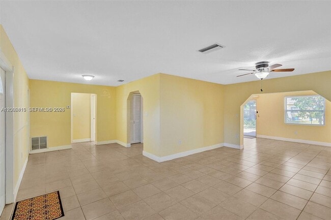 Building Photo - 7131 NW 24th Pl