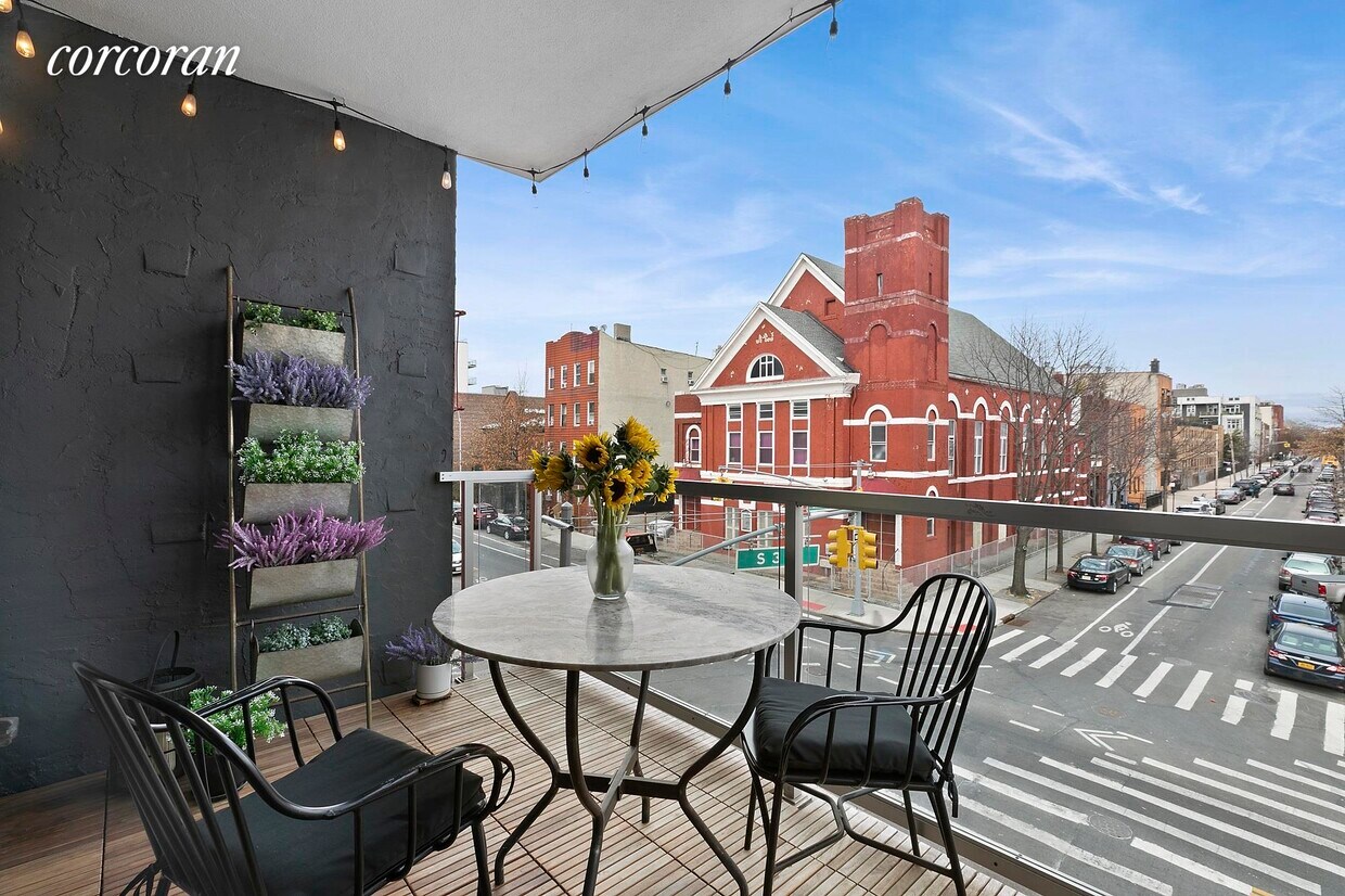 Primary Photo - 261 Union Ave