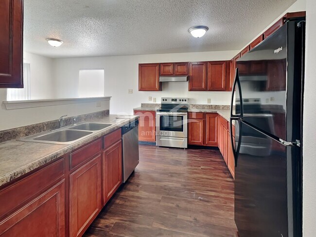 Foto del edificio - 10286 Butler Dr