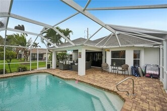 Building Photo - 3717 Agualinda Blvd
