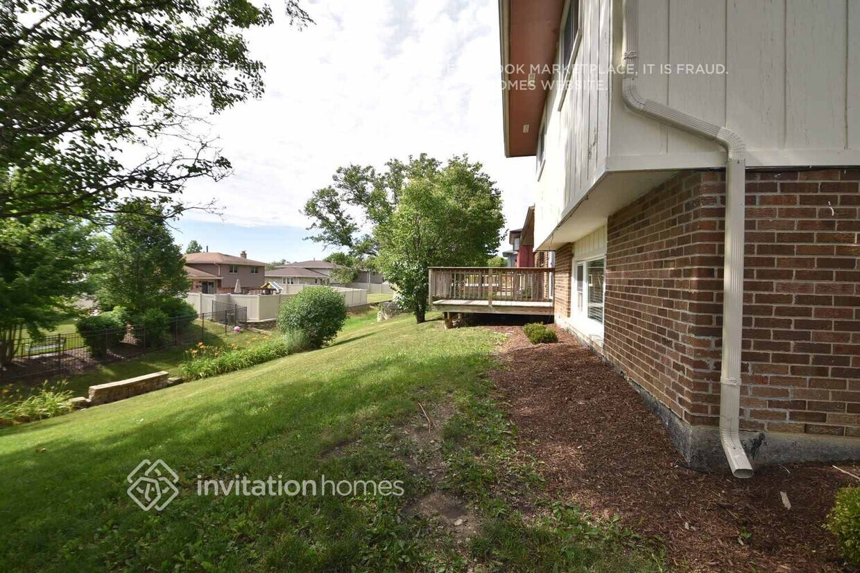 Foto del edificio - 14136 Catherine Dr