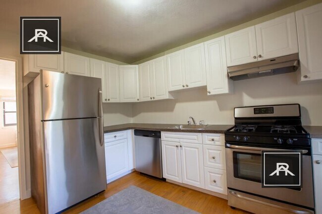 Building Photo - 1 bedroom in Brookline MA 02446