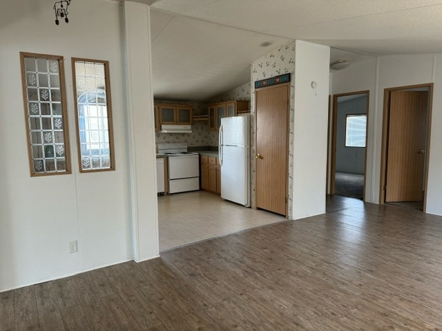 Building Photo - Canyon View Homes