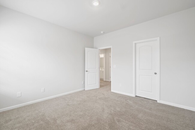 Foto del edificio - Like Brand New Luxury Townhome in Matthews!