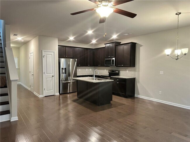 Building Photo - 7062 Mimosa Blf