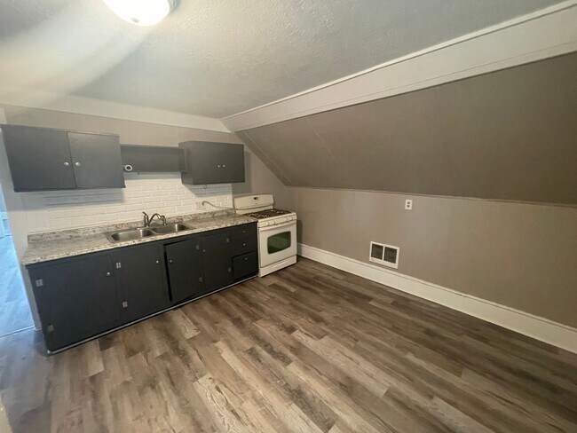 Foto del edificio - 1211 Otter Ave