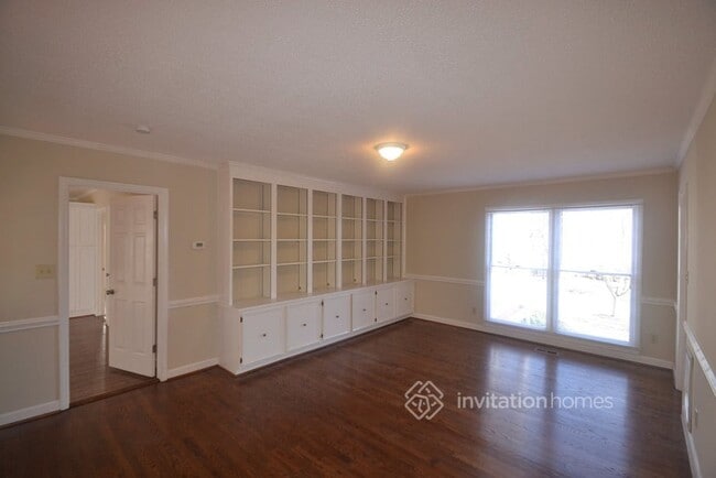 Building Photo - 6010 Millbury Ct